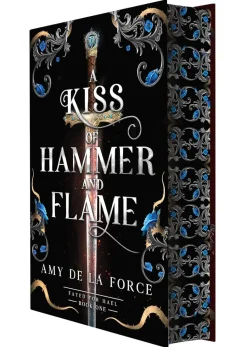 A Kiss of Hammer and Flame: The must-read, sizzling romantasy debut for fans of Throne of Glass