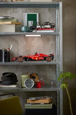 Ferrari SF-24 F1-bil (42207)