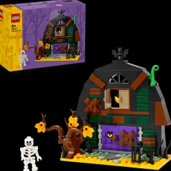 Halloween-dekorert låve (40721)