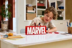 MARVEL logo og minifigurer (76313)