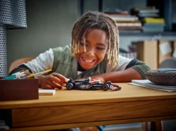 MoneyGram Haas F1 Team VF-24-racerbil (77250)