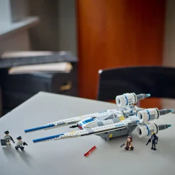 Opprørernes U-Wing Starfighter (75399)