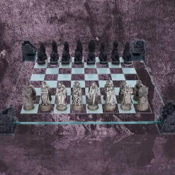 Vampire & Werewolf Chess Set 43 cm